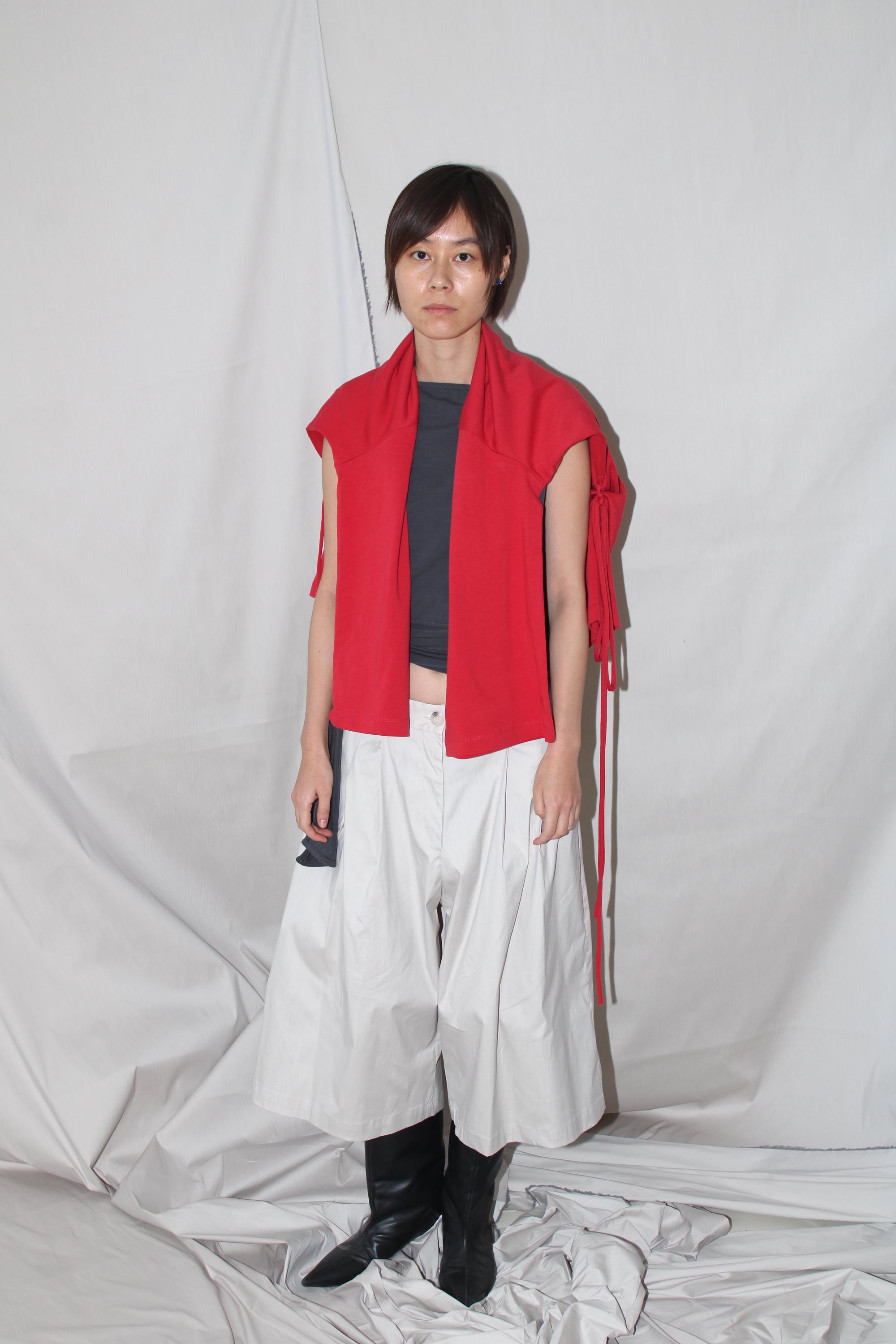 Wide tailored bermuda- Gray