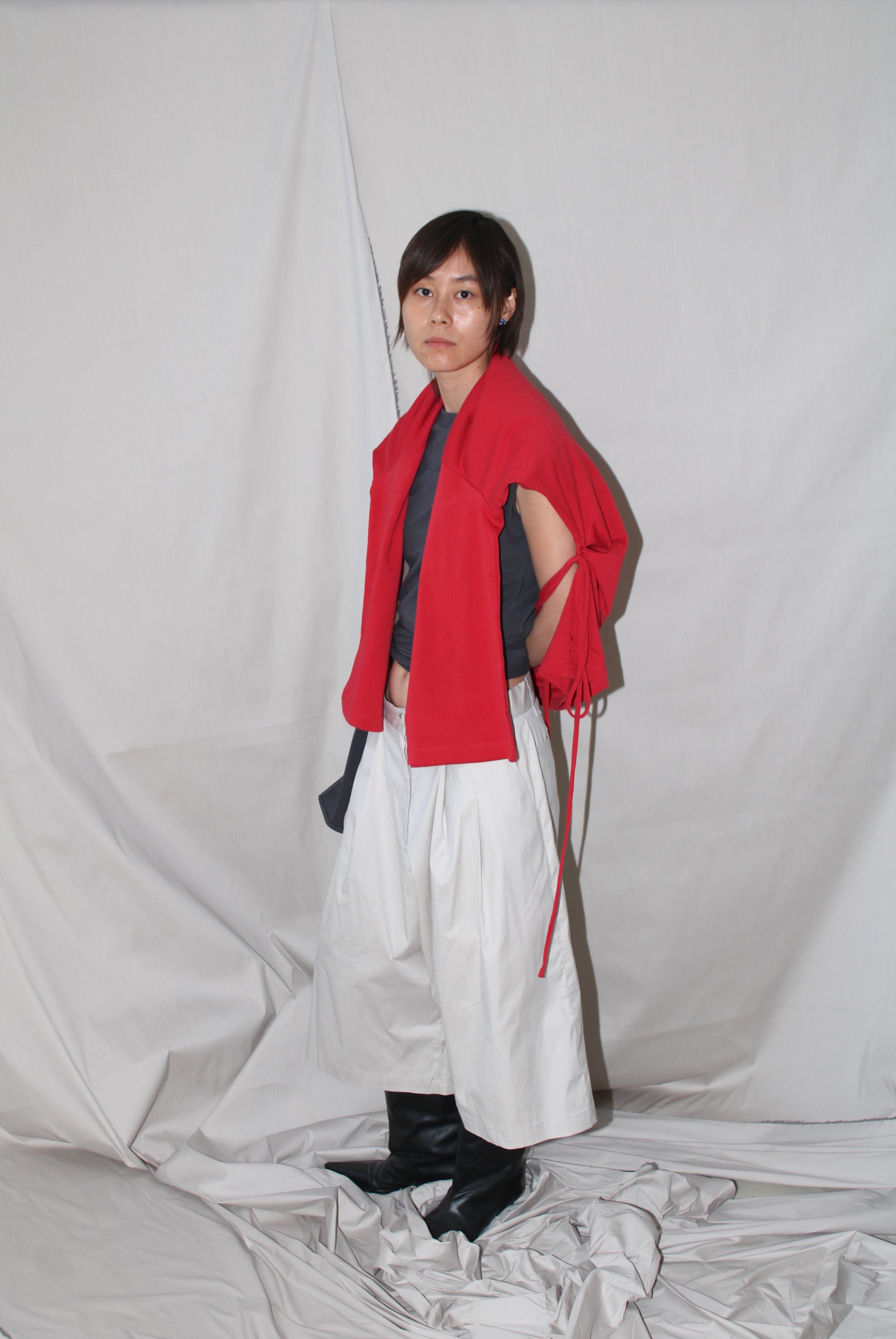 Wide tailored bermuda- Gray
