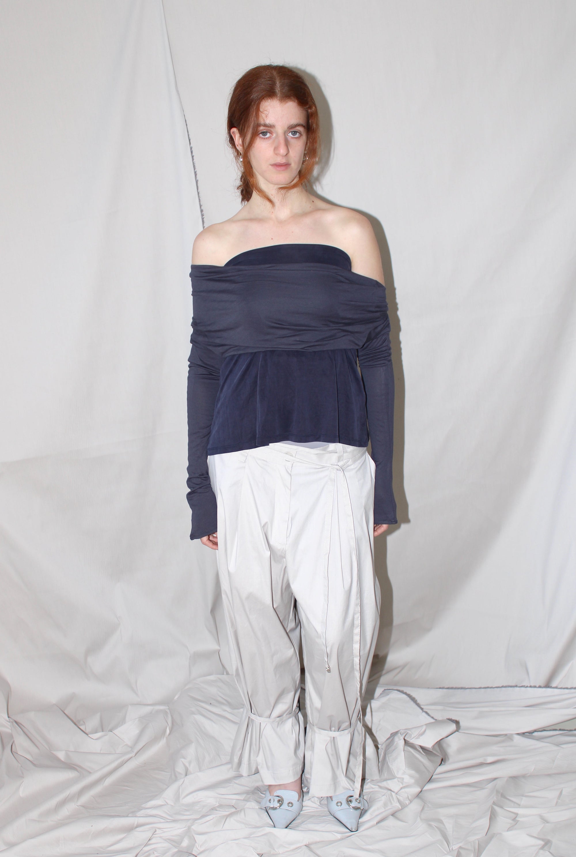 Pleated Pants With An Adjustable Hem Strap- Gray